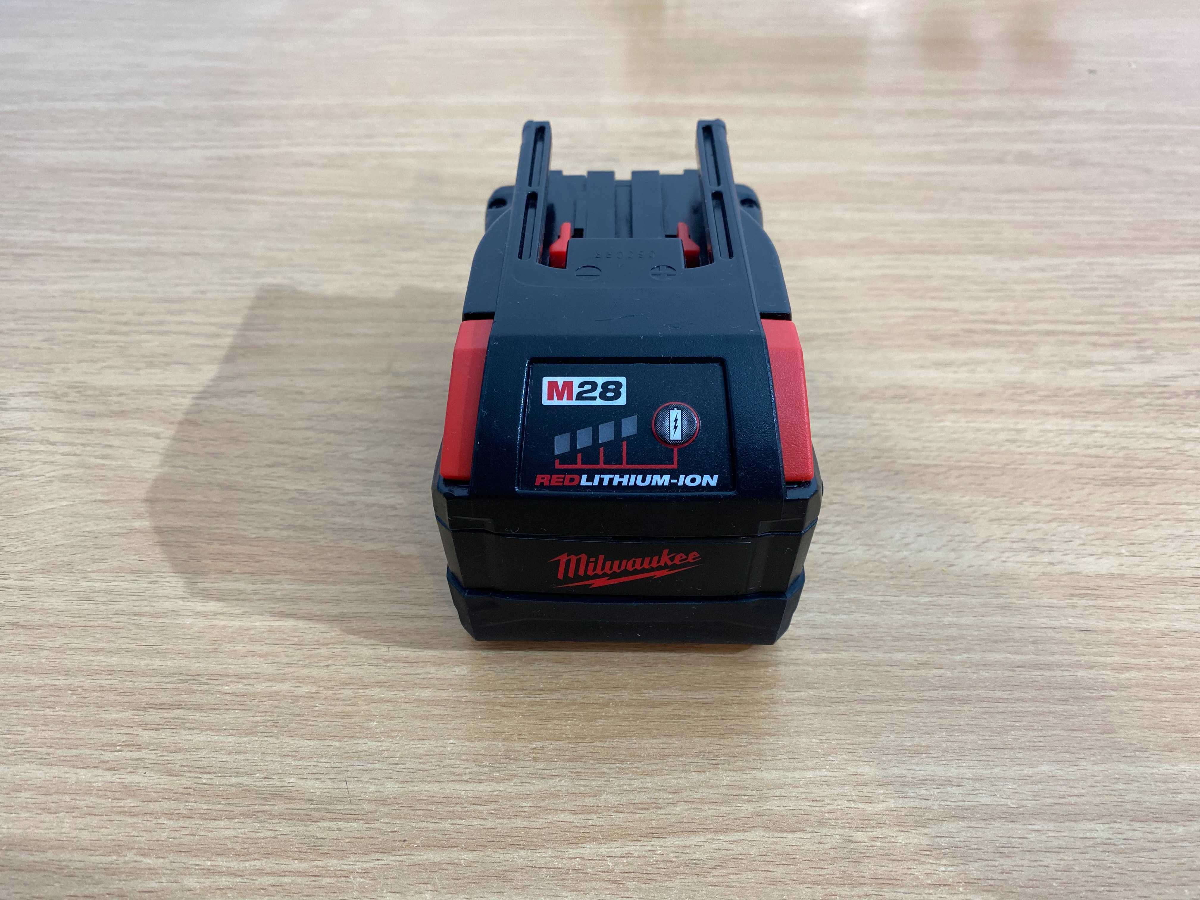 Bateria Milwaukee M28 BX 3.0 Ah, 28V jak nowa