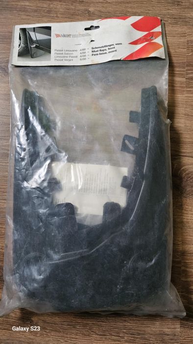 Chlapacze blotniki passat b4 ori nowe