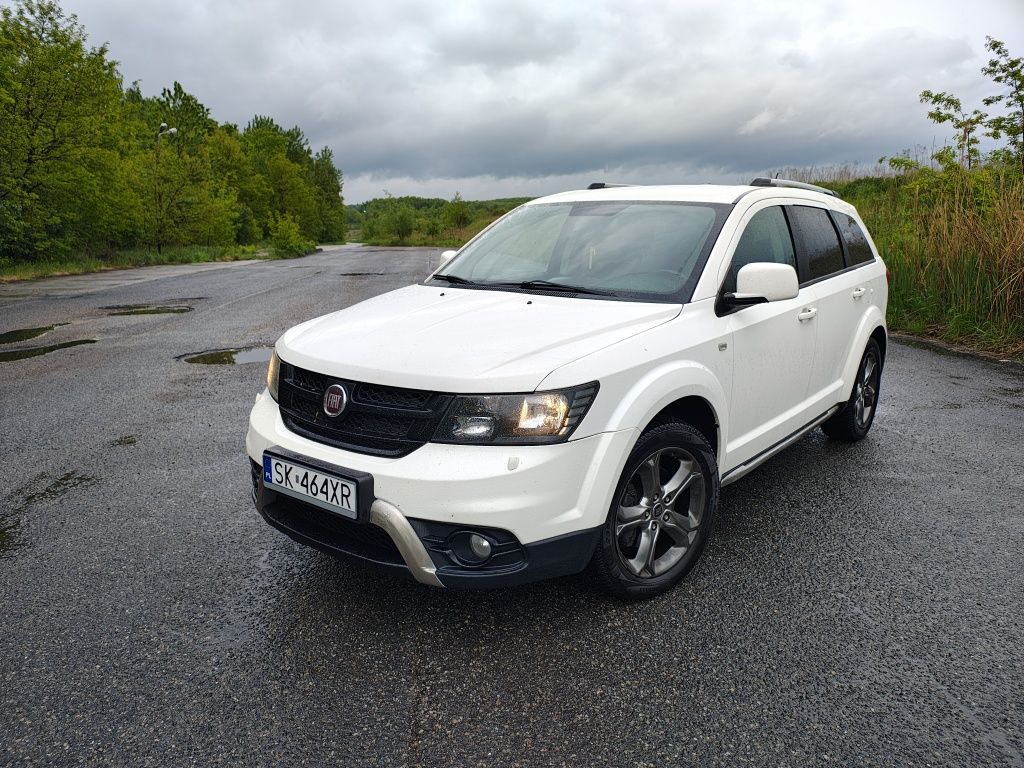 Fiat Freemont 2.0 JTD AWD Black Code CROSS | 7 os. | Skóra | Webast