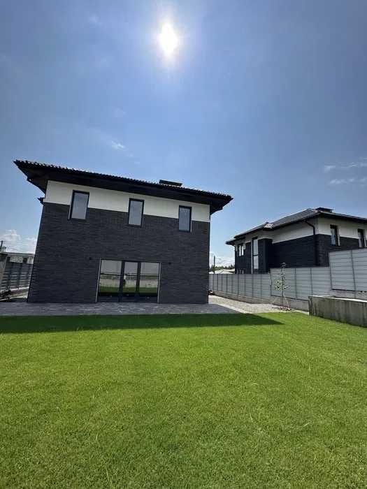 Продаж якісно побудованих БУДИНКІВ Стоянка 2. закрита територія  ГАЗ