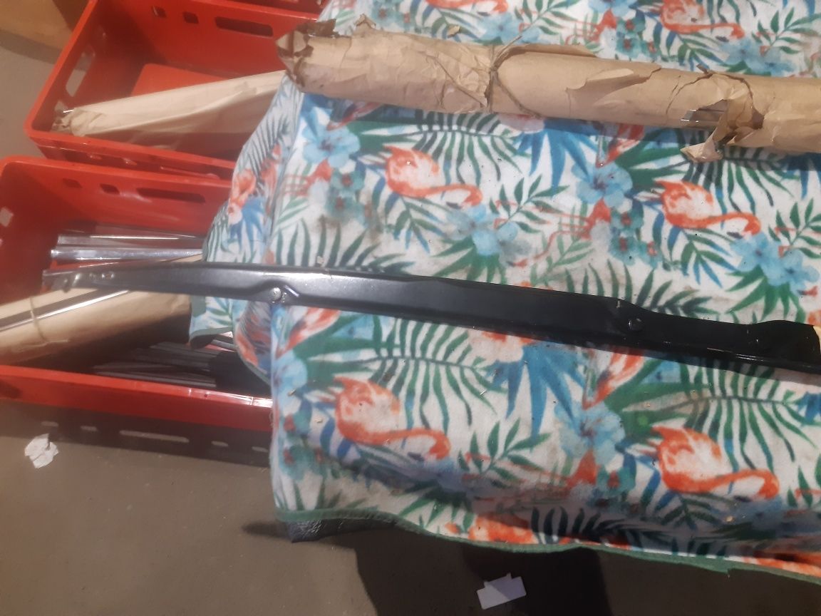 Spojler listwa pasa lotka do Fiata 125p 1300