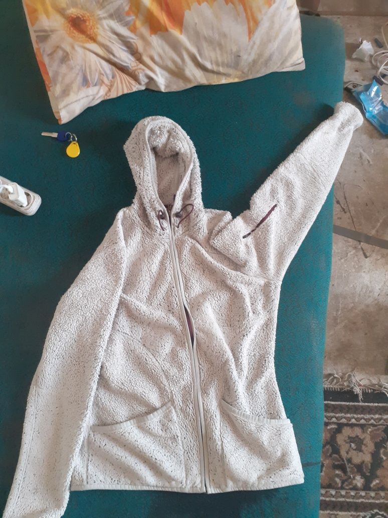 продам кофту The North Face