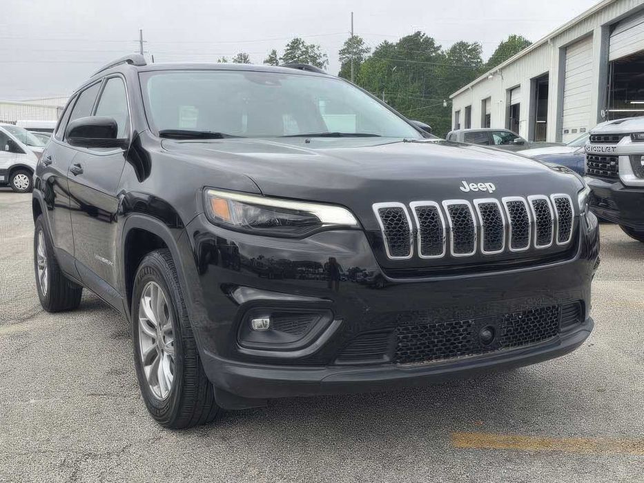 Jeep Cherokee Latitude Lux      2022
