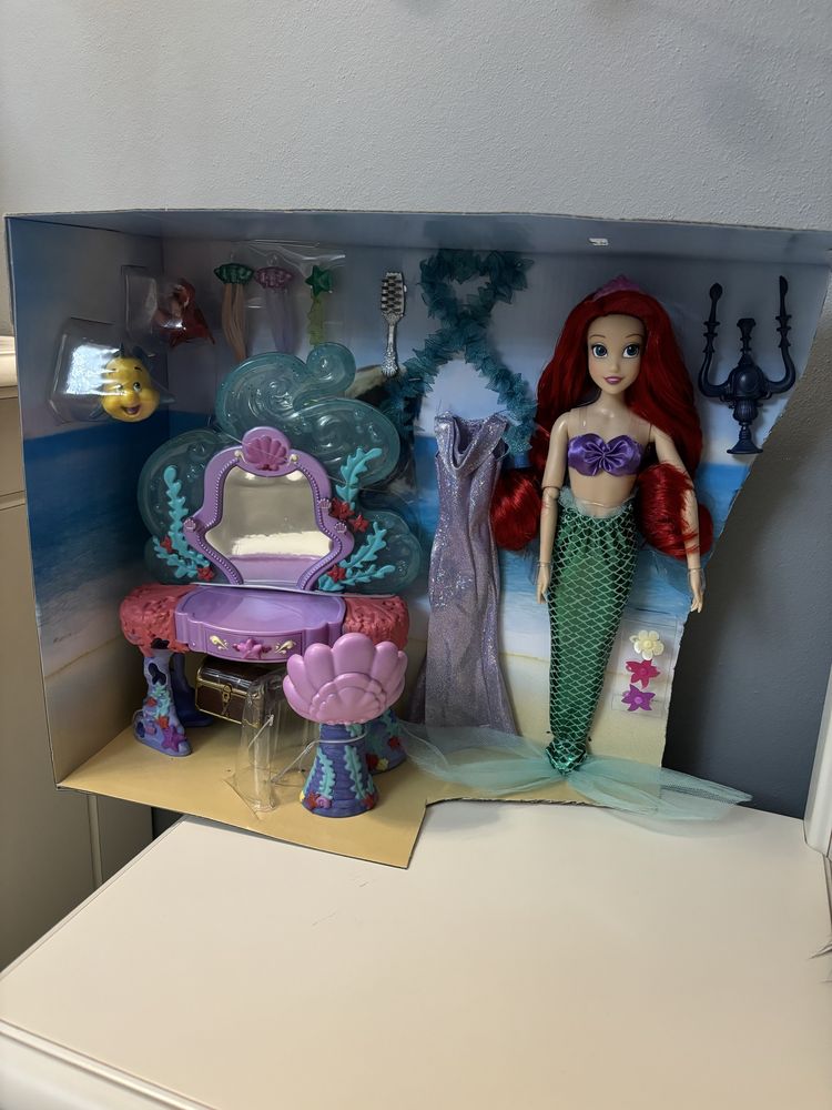 Zestaw Lalka Ariel Disney Store Mała Syrenka Florek Krab