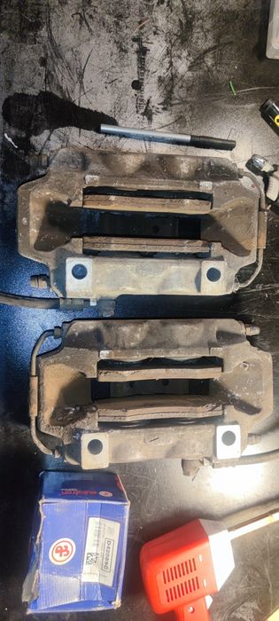 Swap hamulców Golf MK1 300 mm - Brembo 4 tłok + tylne zaciski Brembo