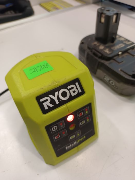 Wyrzynarka+Ładowarka+bateria2.0Ah Komis Madej Sc