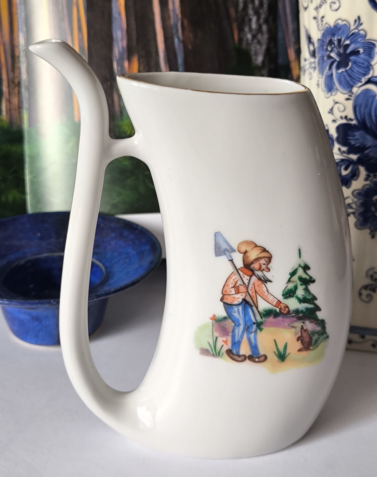 Pijałka krasnoludek Ćmielów piękna stara porcelana