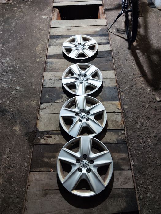 Ковпаки оригінал vw r15 з ковпачками під диски з лопастями