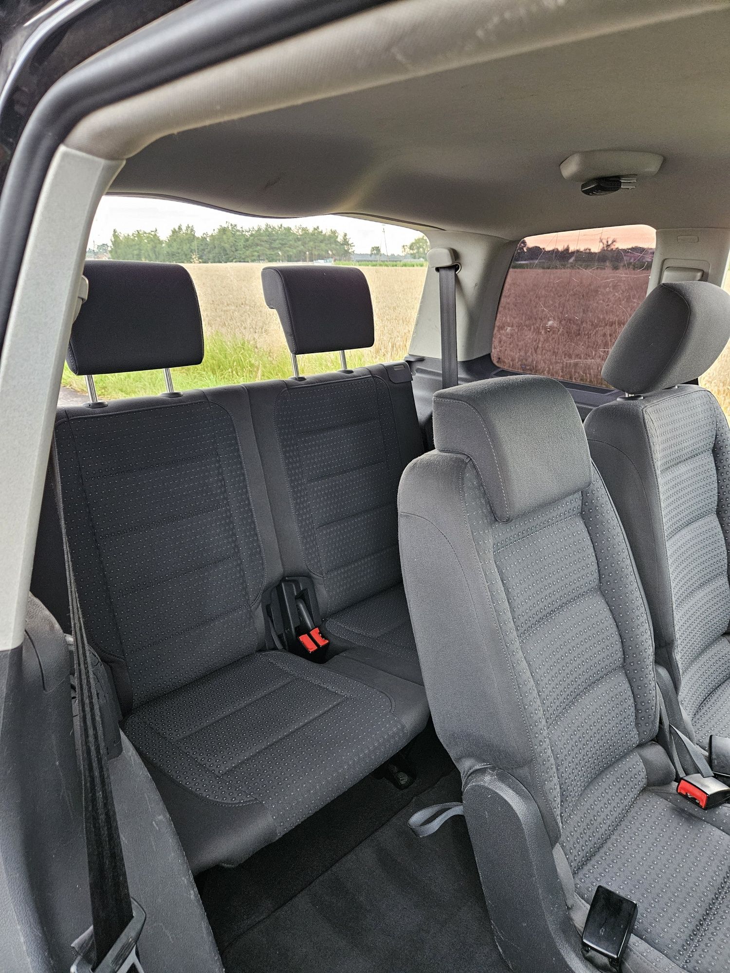 VW TOURAN 2.0 TDI  7-siedzen