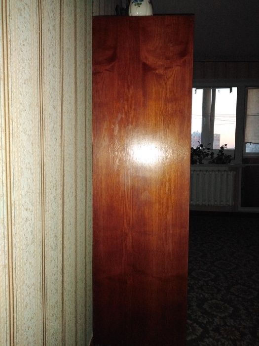 Продам недорого горку на ножках б.у,в хорошем состоянии