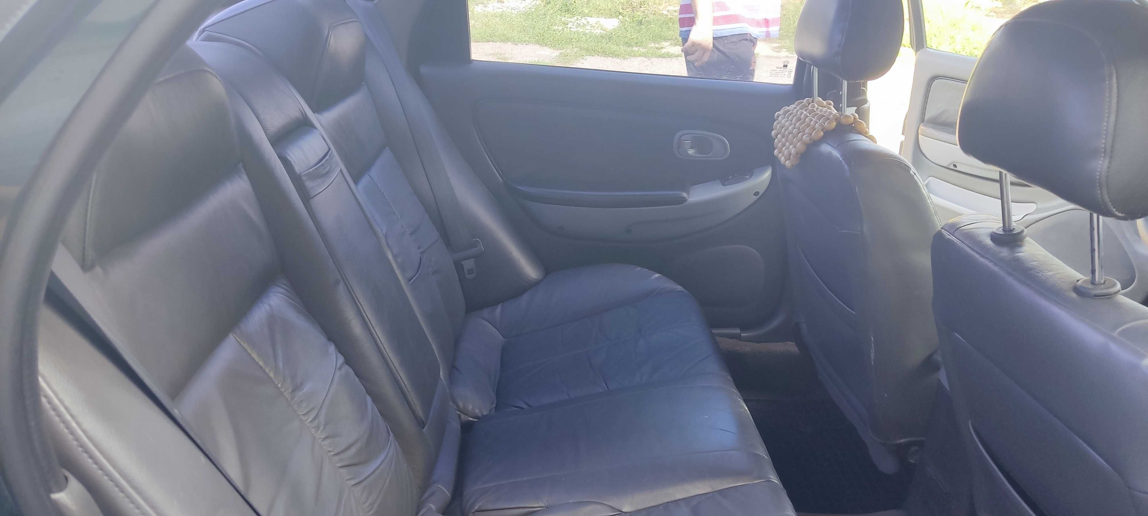 Продам  Машину KIA  Clarus