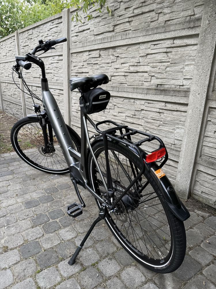 Rower Elektryczny TREK District+ 7 XL