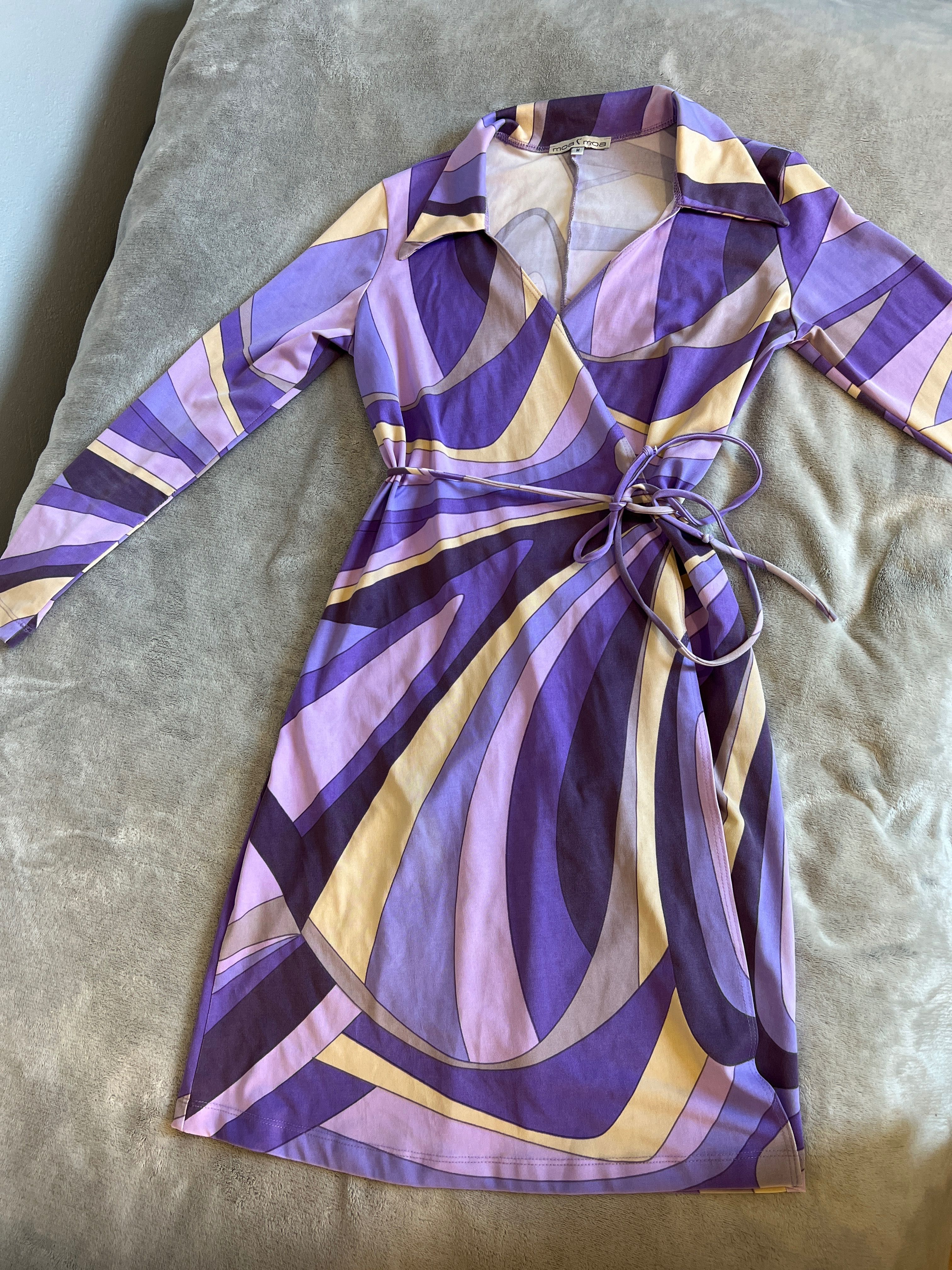 Sukienka szlafrokowa / wiązana fioletowa