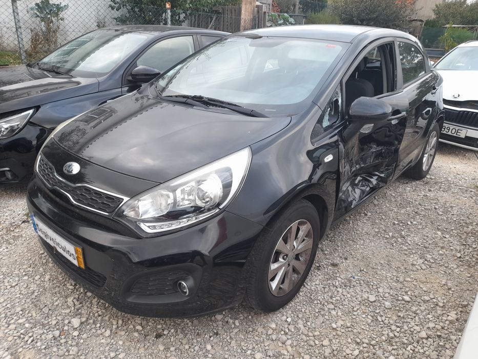 Kia Rio 1.2   2013