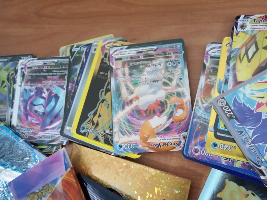 Karty Pokemon bardzo duża kolekcja prezent na dzień dziecka