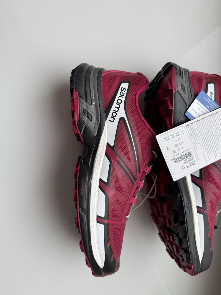 Salomon outdoor жіночі кросівки