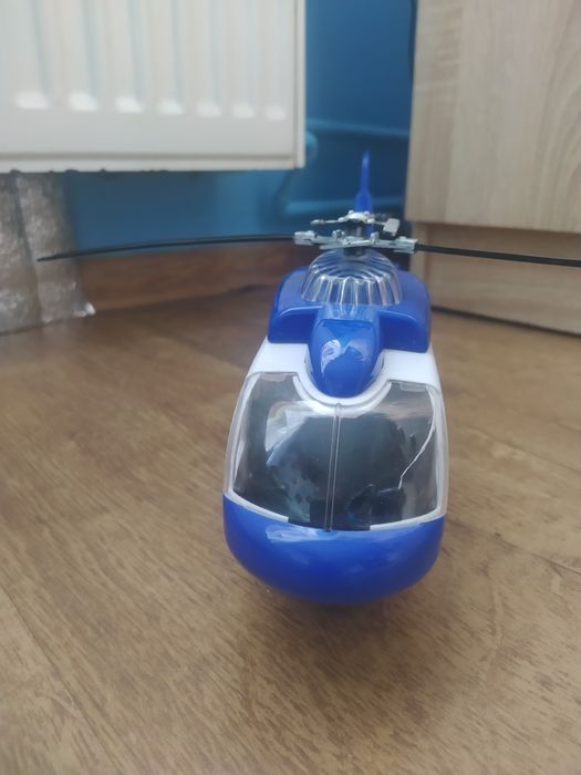 Helikopter na baterie