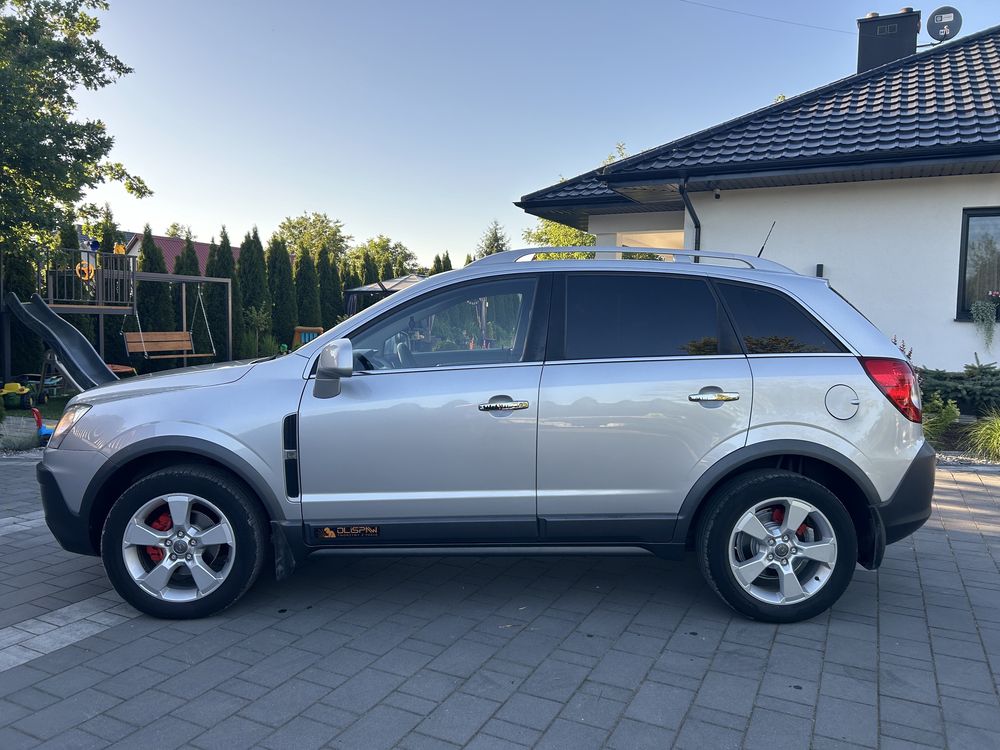 Opel Antara 4x4 Hak Klima. Oryginal lakier . Zadbany