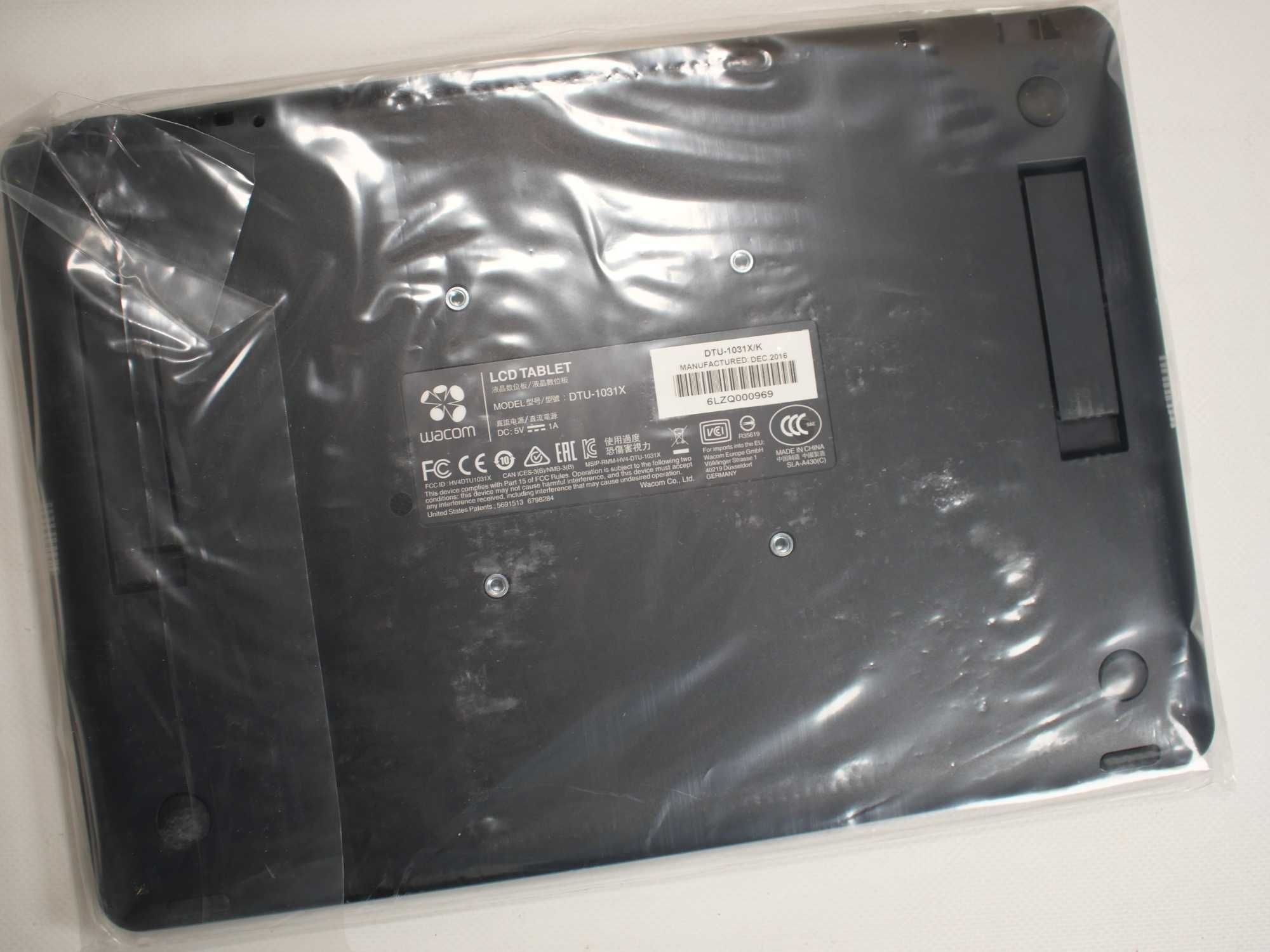 Графічний планшет-монітор Wacom DTU-1031X 10.1" для малювання, ретуші
