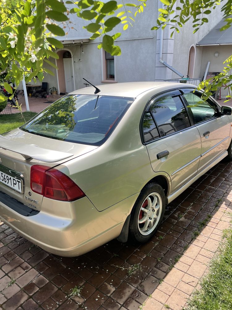 Honda civic 7 1.6 автомат