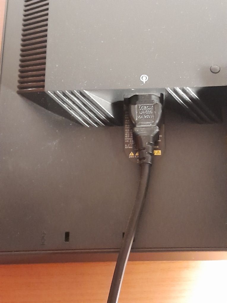Monitor Lenovo Thinkvision 19''