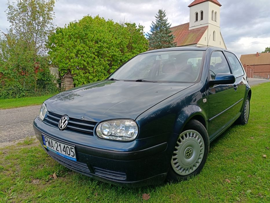 Volkswagen Golf IV Hatchback, 1.4 75KM! Pojemny! Zwinny! Oszczędny!
