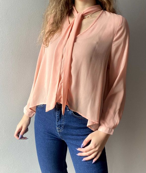 Lekka koszula asymetryczna z wiązaniem pod szyją zwiewna długi rękaw