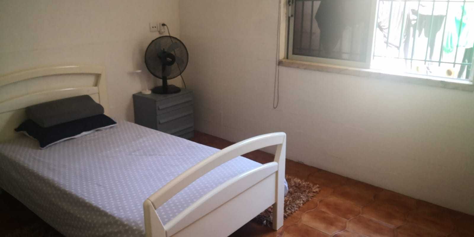 Quarto para alugar em ótima localização