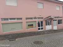 Arrenda Espaço Comercial Centro de Rans Penafiel