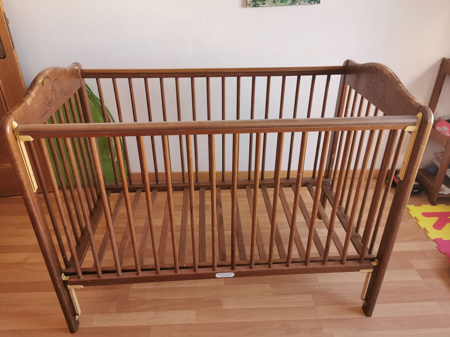 Cama  com colchão