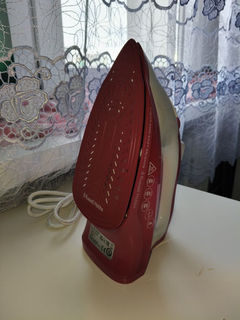Żelazko Russell Hobbs 2400W na gwarancji