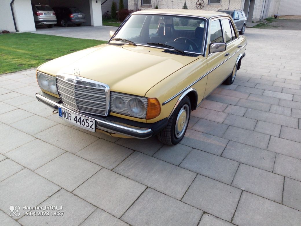 Mercedes  W 123 2.0D Beczka 1983