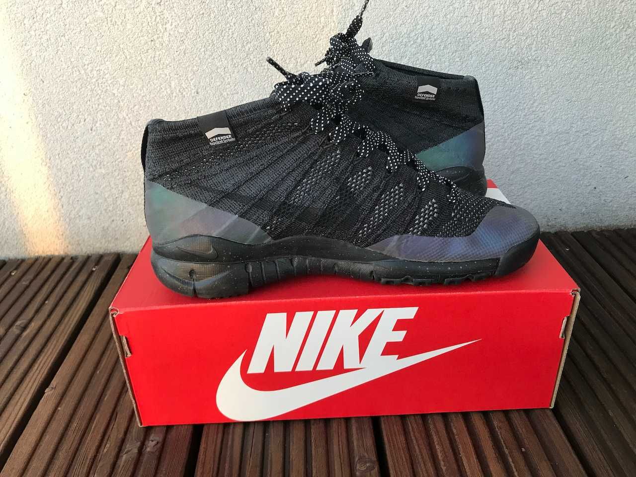 Nike Flyknit Trainer Chukka Iridescent FSB 42.5