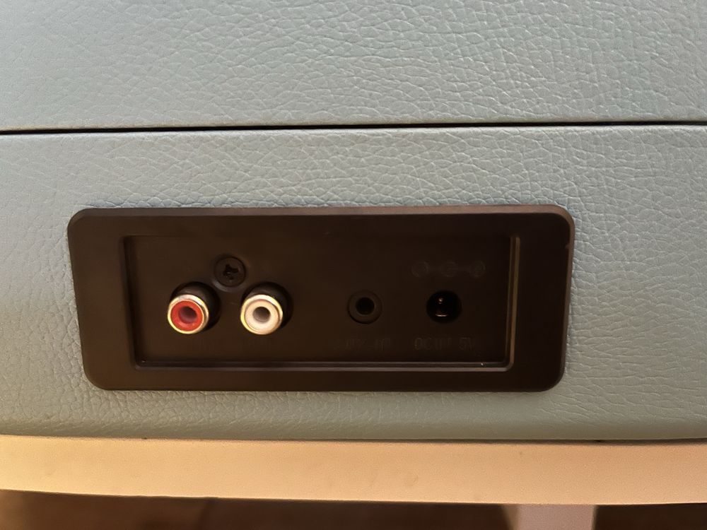 Вініловий програвач Crosley Cruiser Plus with Bluetooth