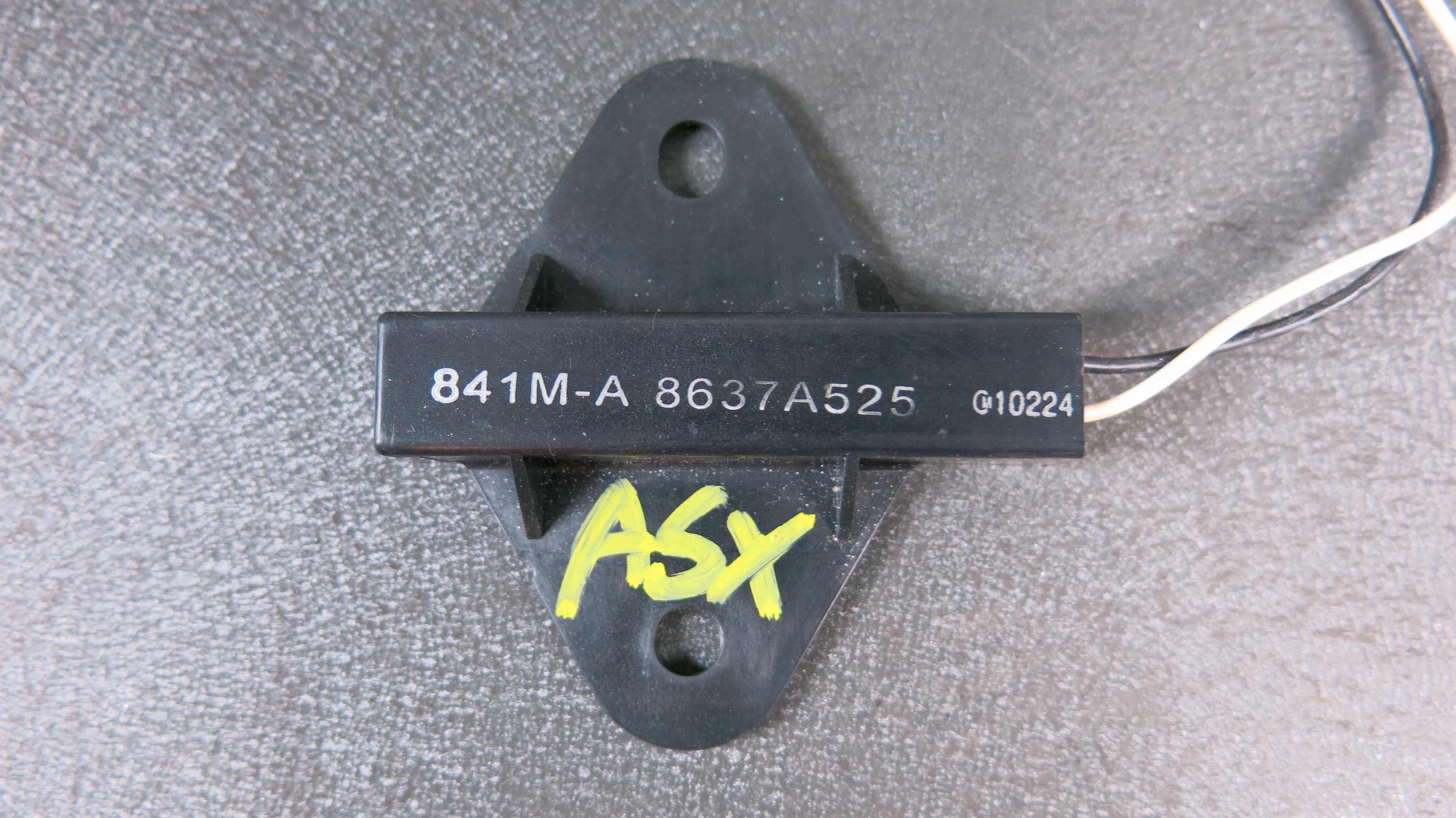 Mitsubishi ASX Antena wewnętrzna modul anteny