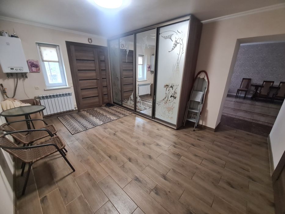 Продаю дом с гаражом. 146кв.м. улица Южная