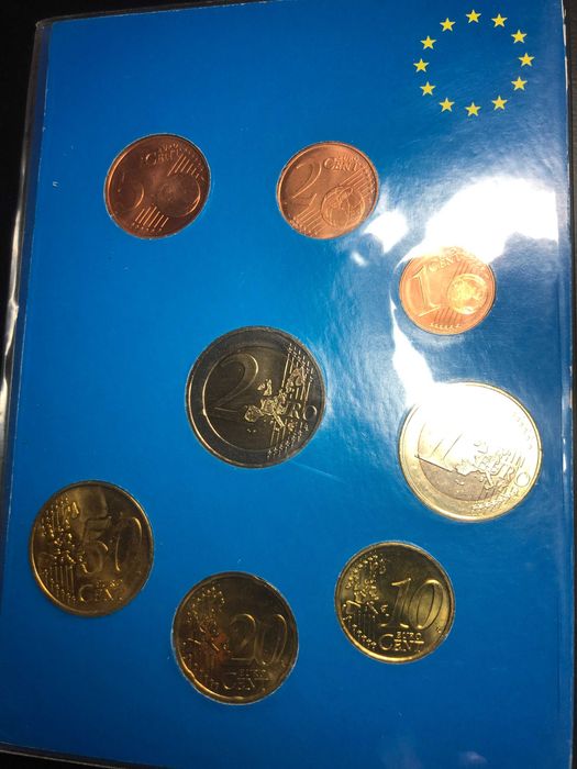 Set Anual Euros Aústria 2002 UNC com Livro