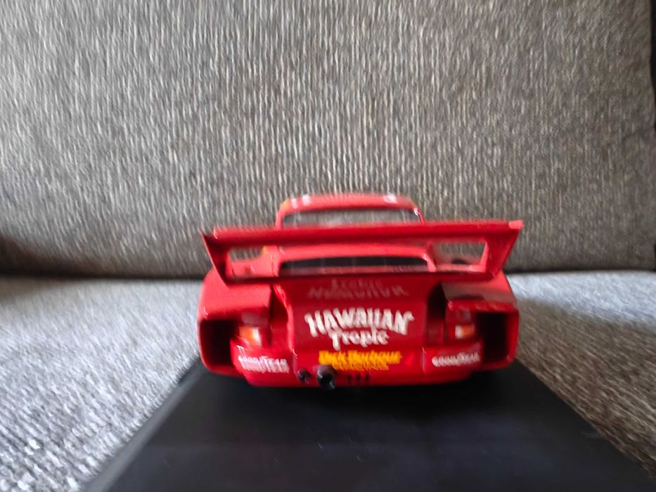Norev 1:18 Porsche 935 Hawaiian Tropic nowy komplet box