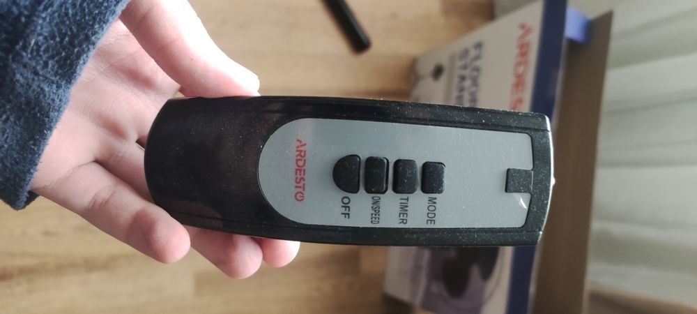 Вентилятор ARDESTO FN-R1608CB Підлоговий