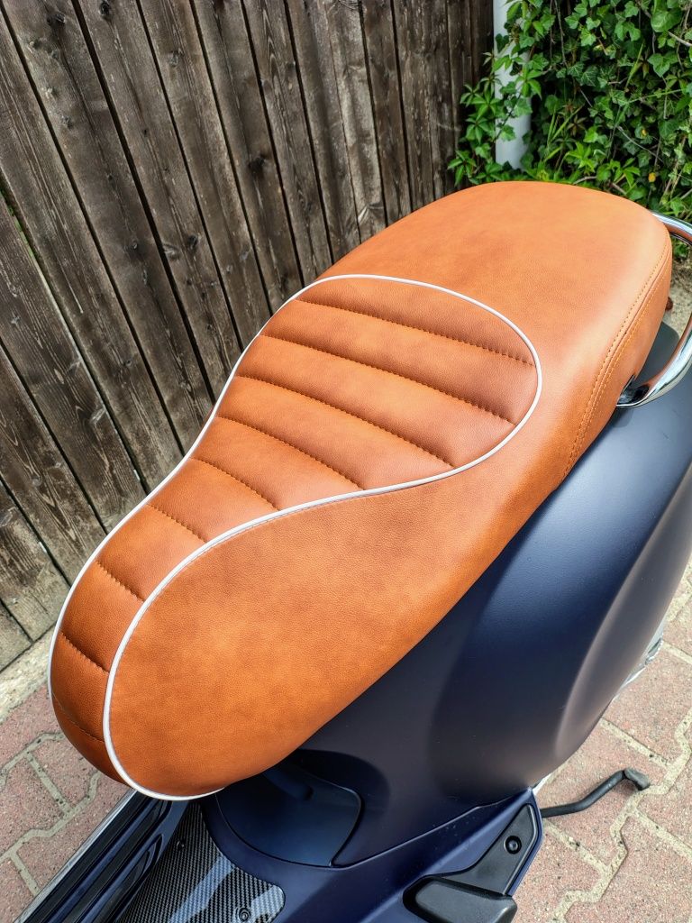Vespa Primavera 125 ABS  niebieska satyna