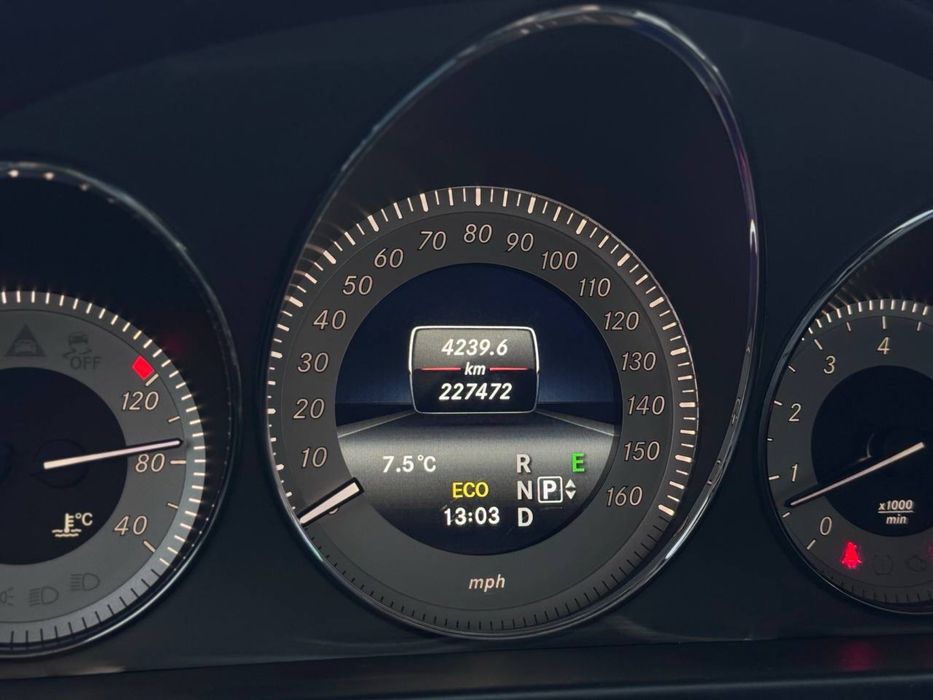 Mercedes-Benz GLK 350 2014року, 3.5 бензин, автомат, задній привід.