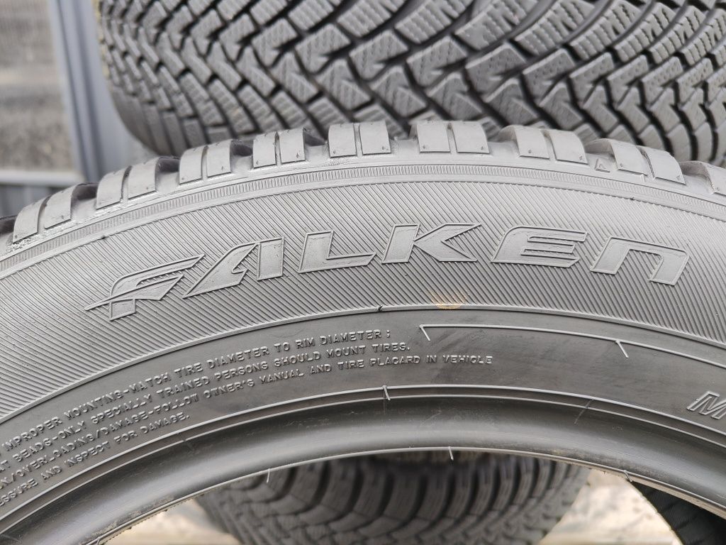 235/55/18 Falken EuroWinter HS01 SUV komplet