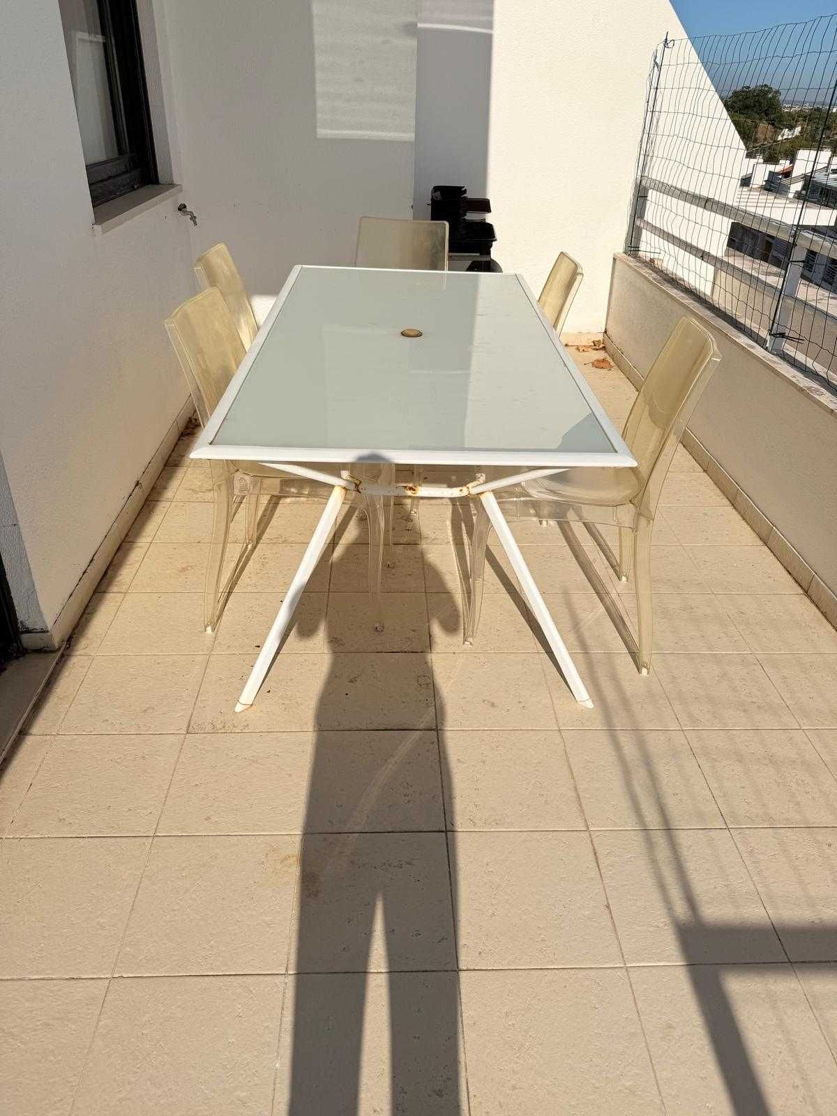 Mesa de varanda com 5 cadeiras