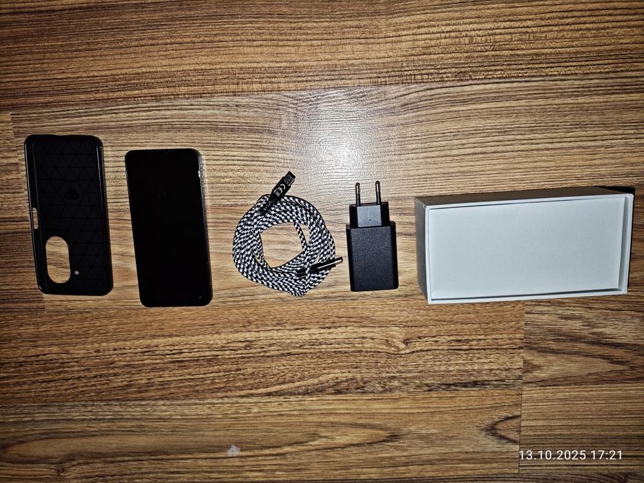 Asus zenfone 10, 16G RAM 512GB