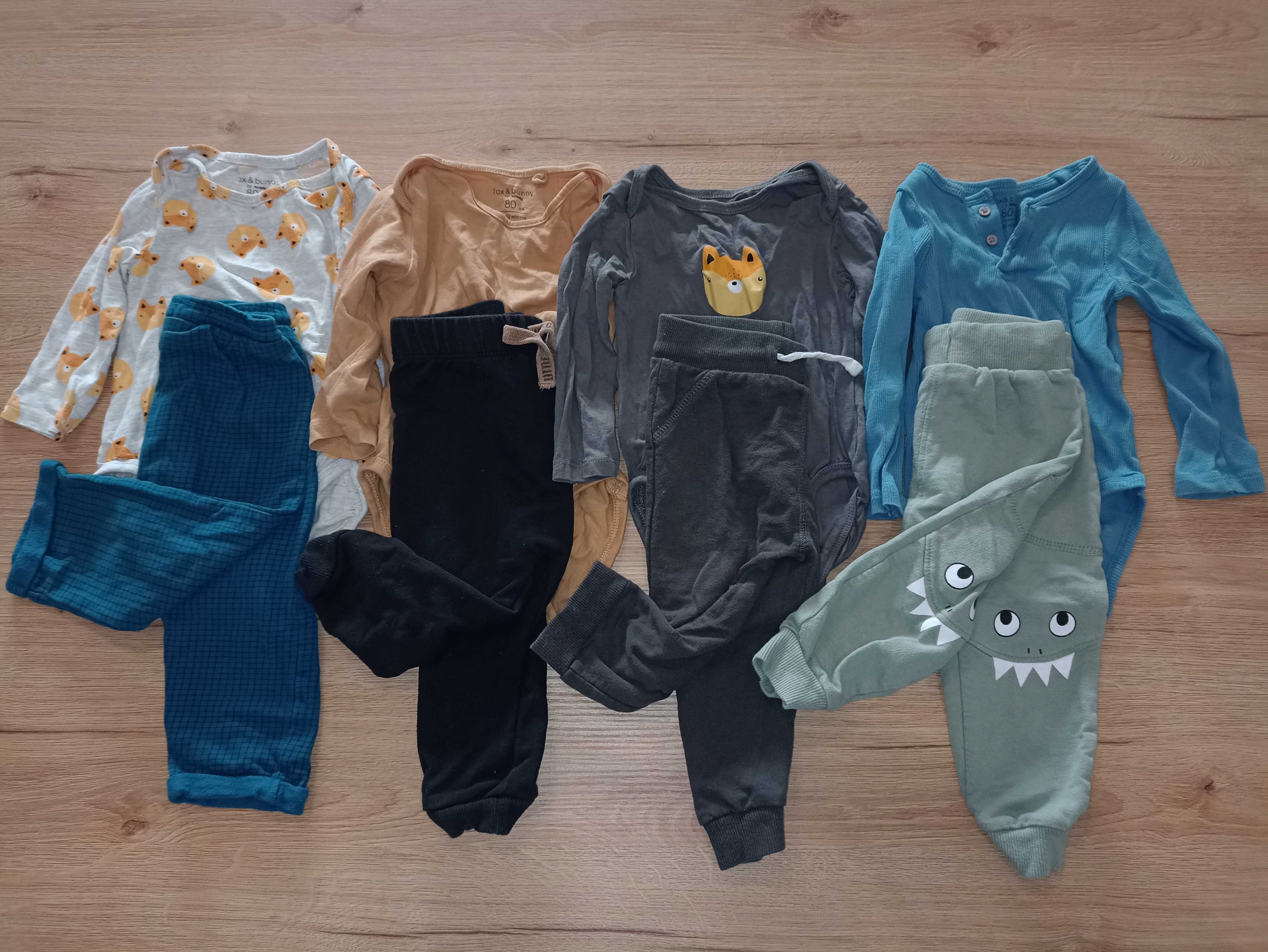 070 - komplet ubranek, body / spodenki roz. 80