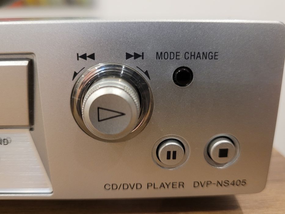 SONY DVD PLAYER NS405- Leitor CD e DVD com comando.