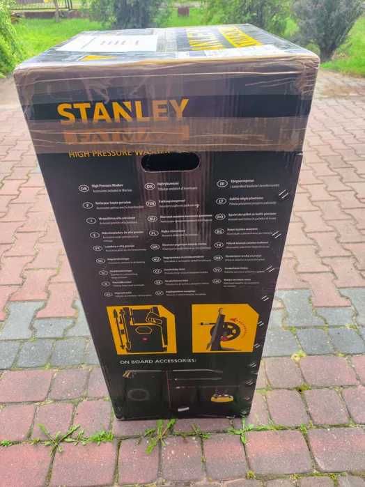 Myjka ciśnieniowa z zestawem patio marki STANLEY NOWA