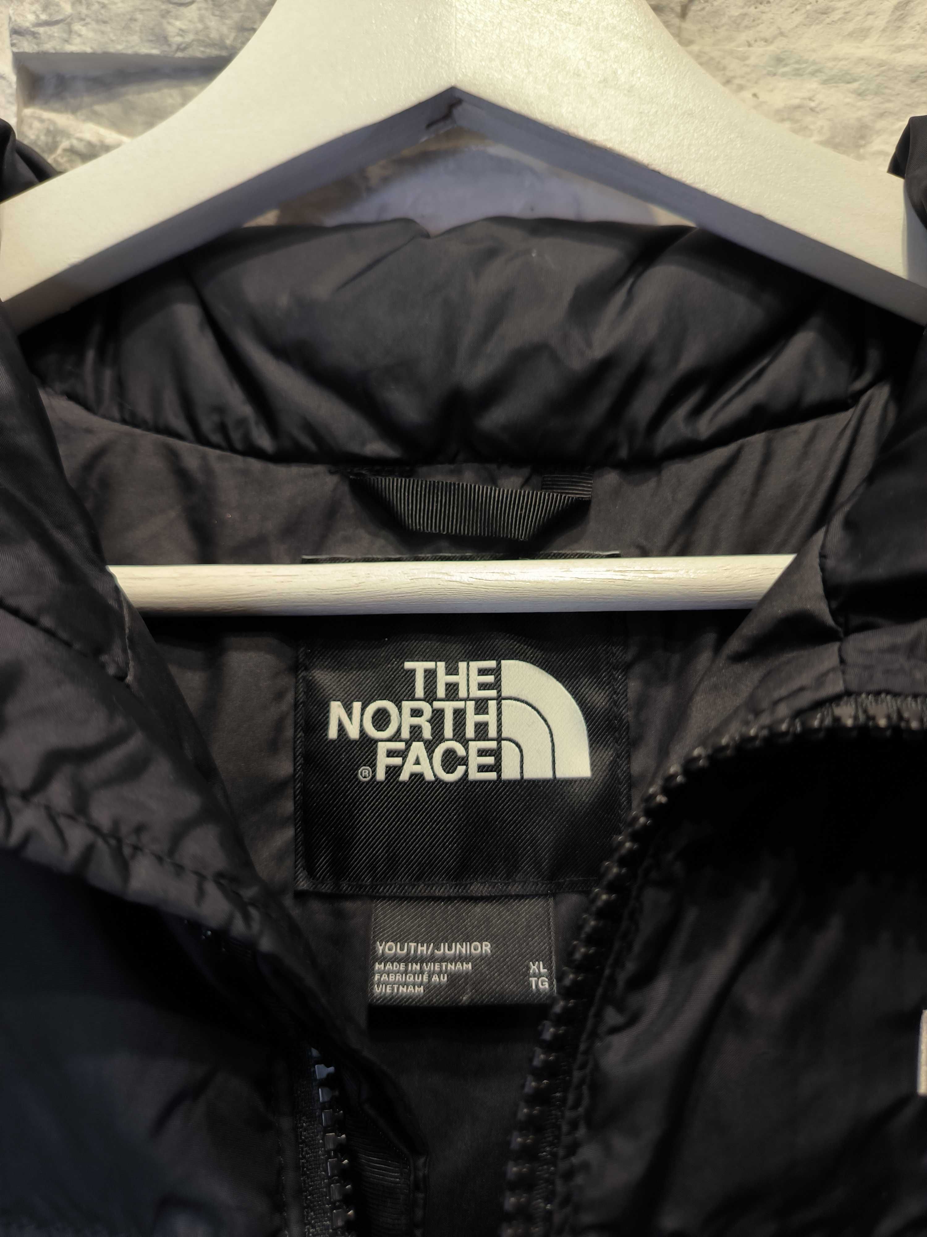 Kurtka The North Face 700 Nuptse Zimowa Puchowa Czarna