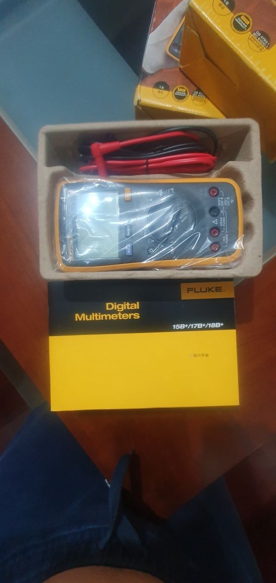 Multímetro FLUKE 15B +