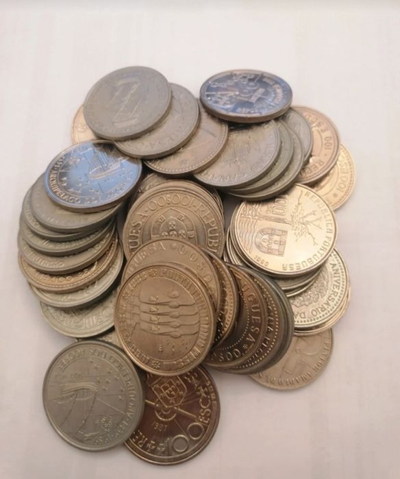 Moedas comemorativas 100$ e 200$